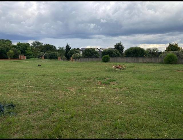 LAND FOR SALE IN SIX FOUNTAINS RESIDENTIAL ESTATE